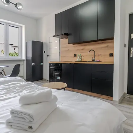 Slowackiego Modern By Bookinghost Daire