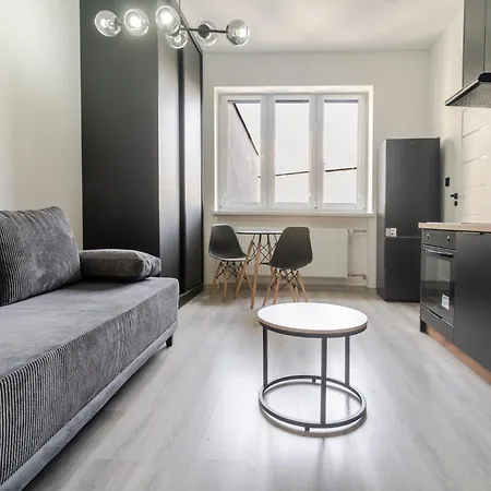 Slowackiego Modern By Bookinghost *